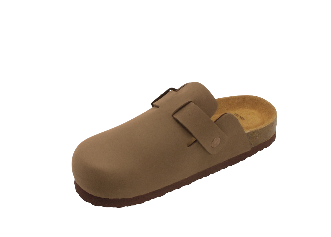 2071 | Clogs with buckle