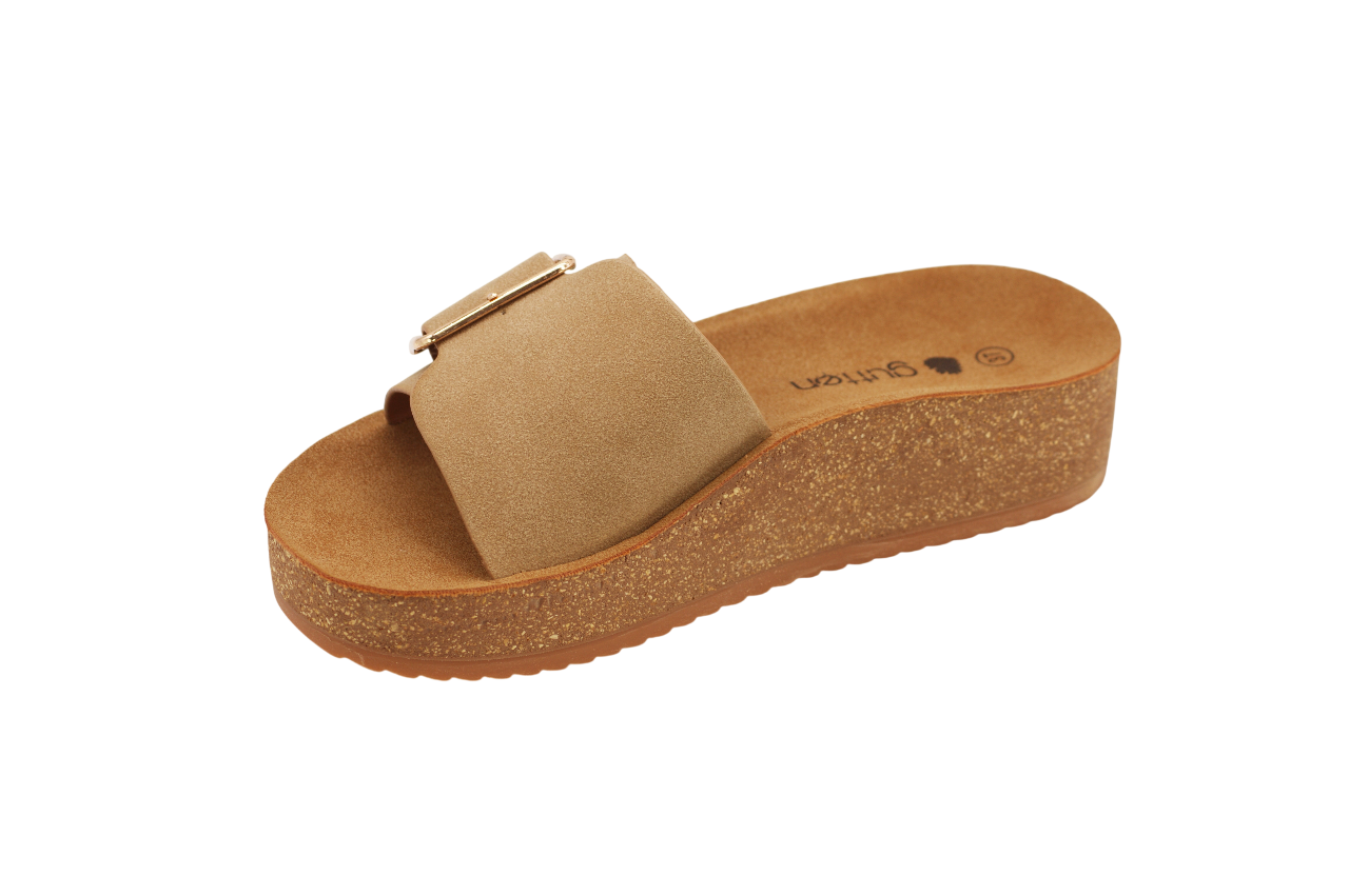 3116 | Chinelo com plataforma