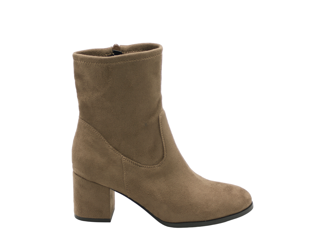 174 | Bota Cano Baixo com Salto