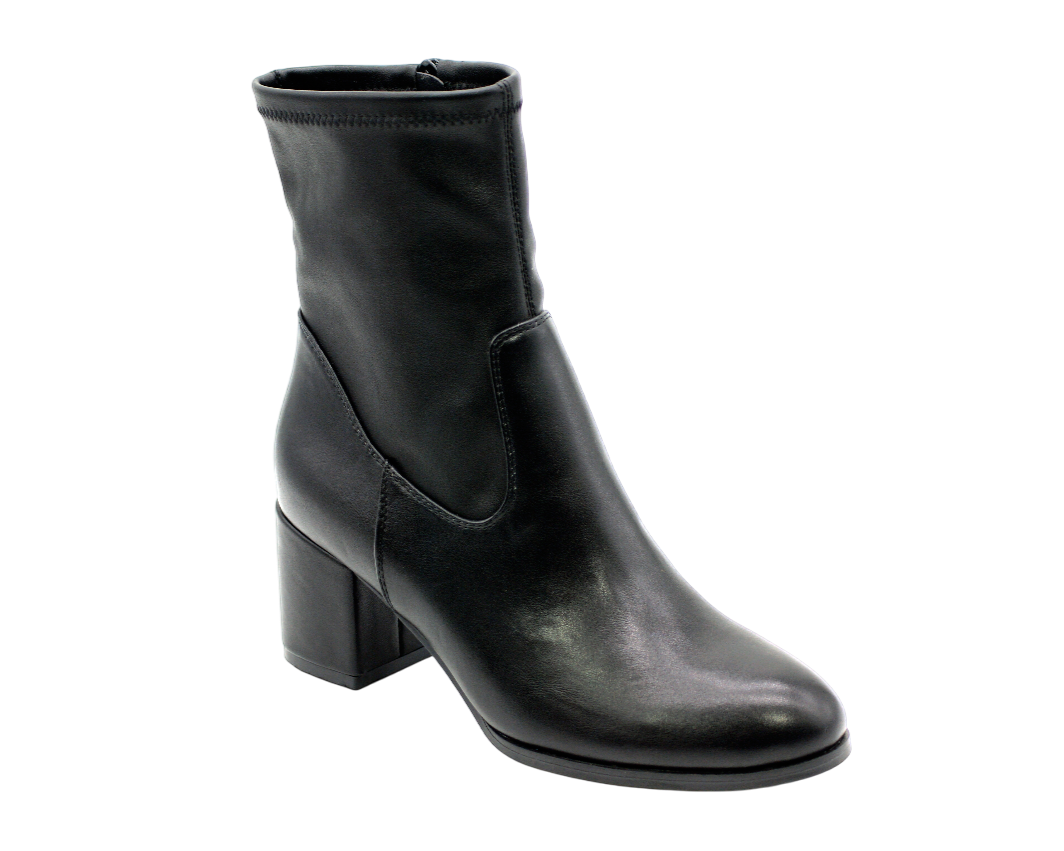 174 | Bota Cano Baixo com Salto