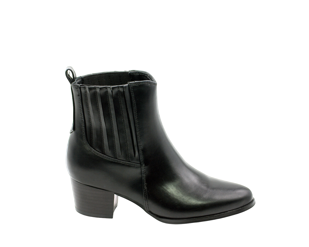 179 | Bota com Canelado Lateral
