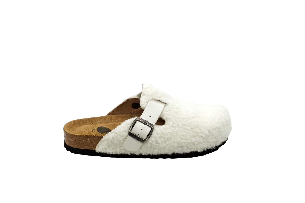 067 |  Clogs com pelo