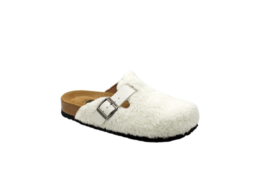 067 |  Clogs com pelo